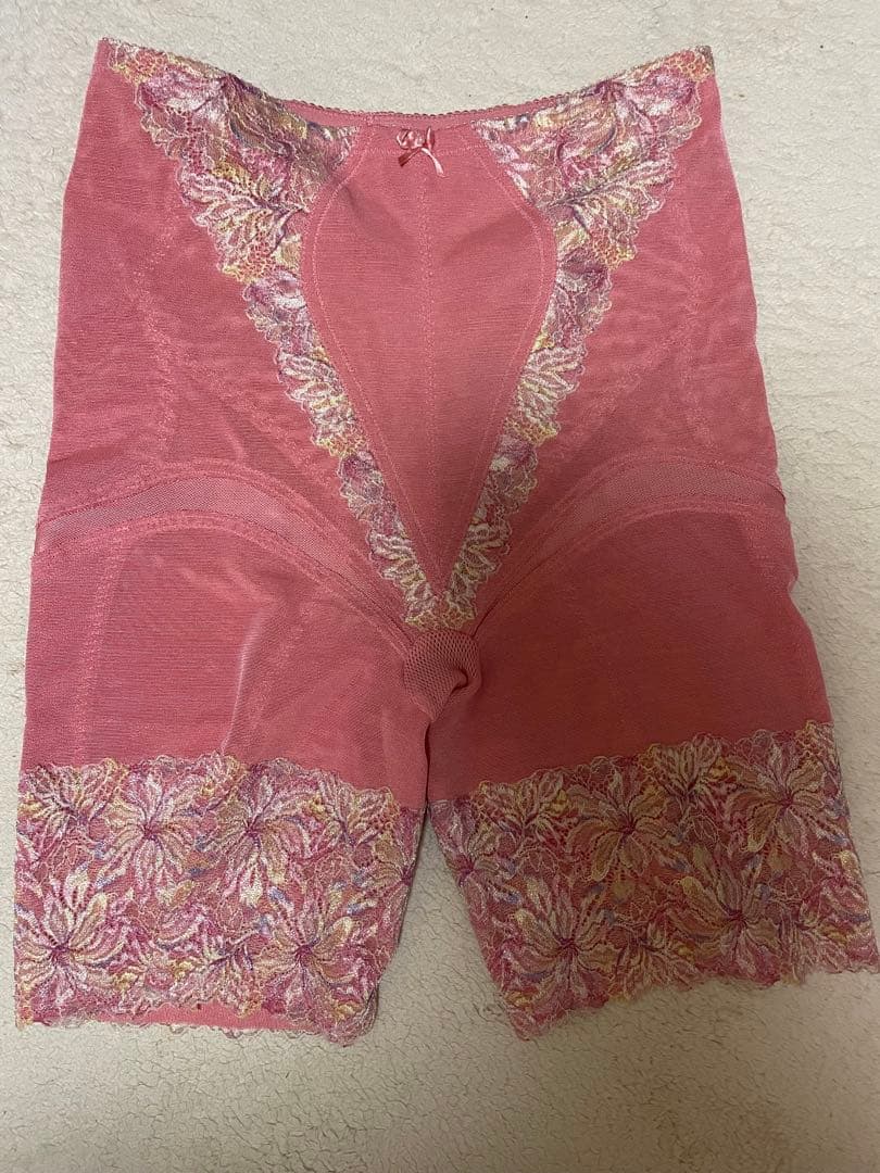 ダイアナ　補正下着