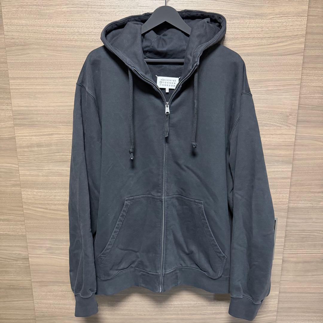 Maison Margiela ブラック フーディ　パーカー　エンブロイダーロゴ