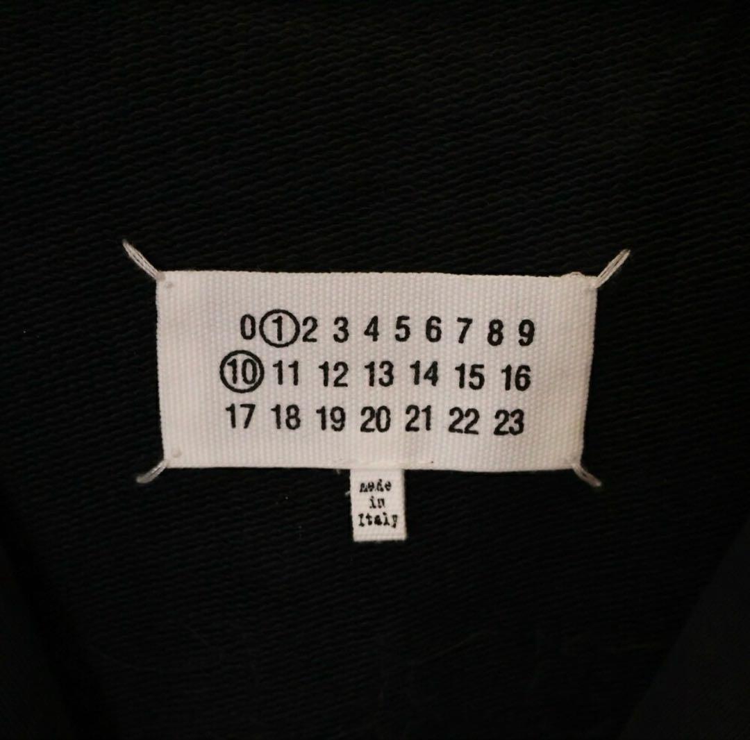 Maison Margiela ブラック フーディ　パーカー　エンブロイダーロゴ