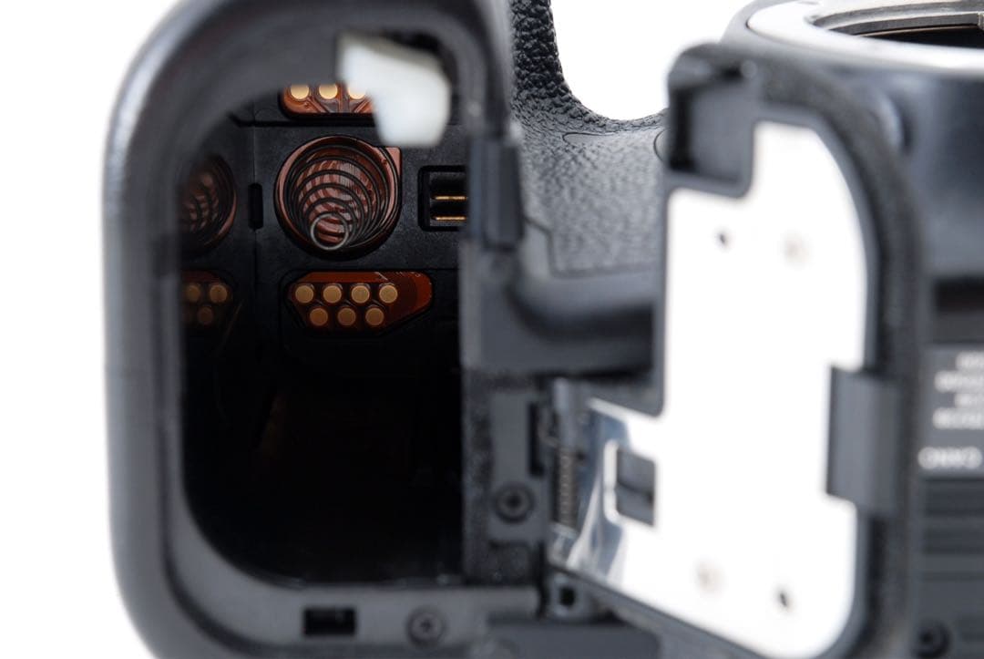 保証付き キャノン Canon EOS 6D Mark II デジタル一眼レフ