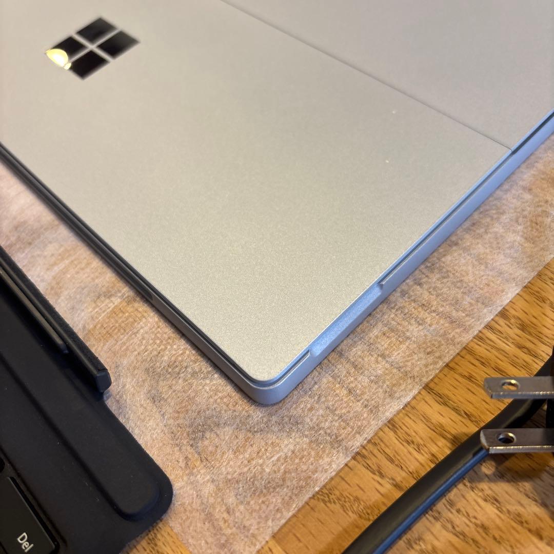 【一時値下げ】Microsoft Surface Pro 7 256GB 8GB