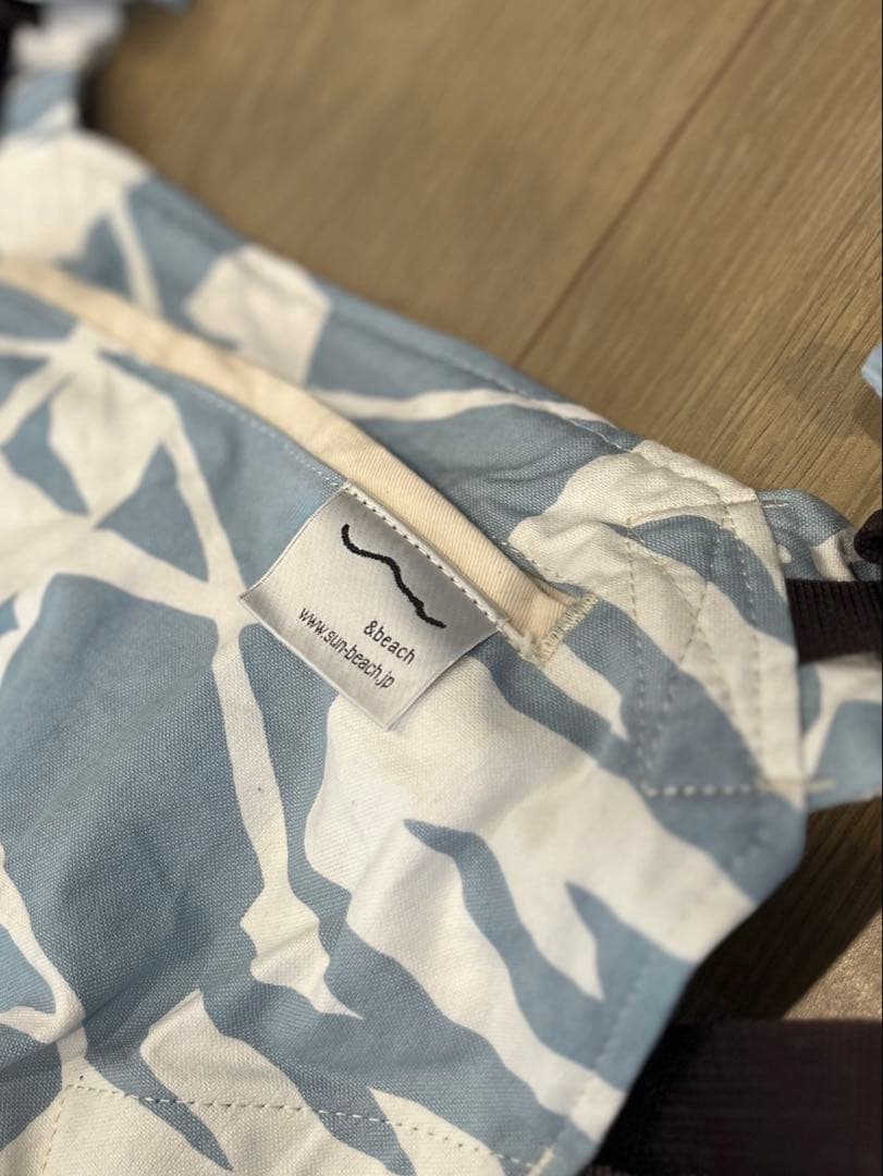 【えり‼️】極美品　Sun and beach 抱っこ紐・おんぶ紐