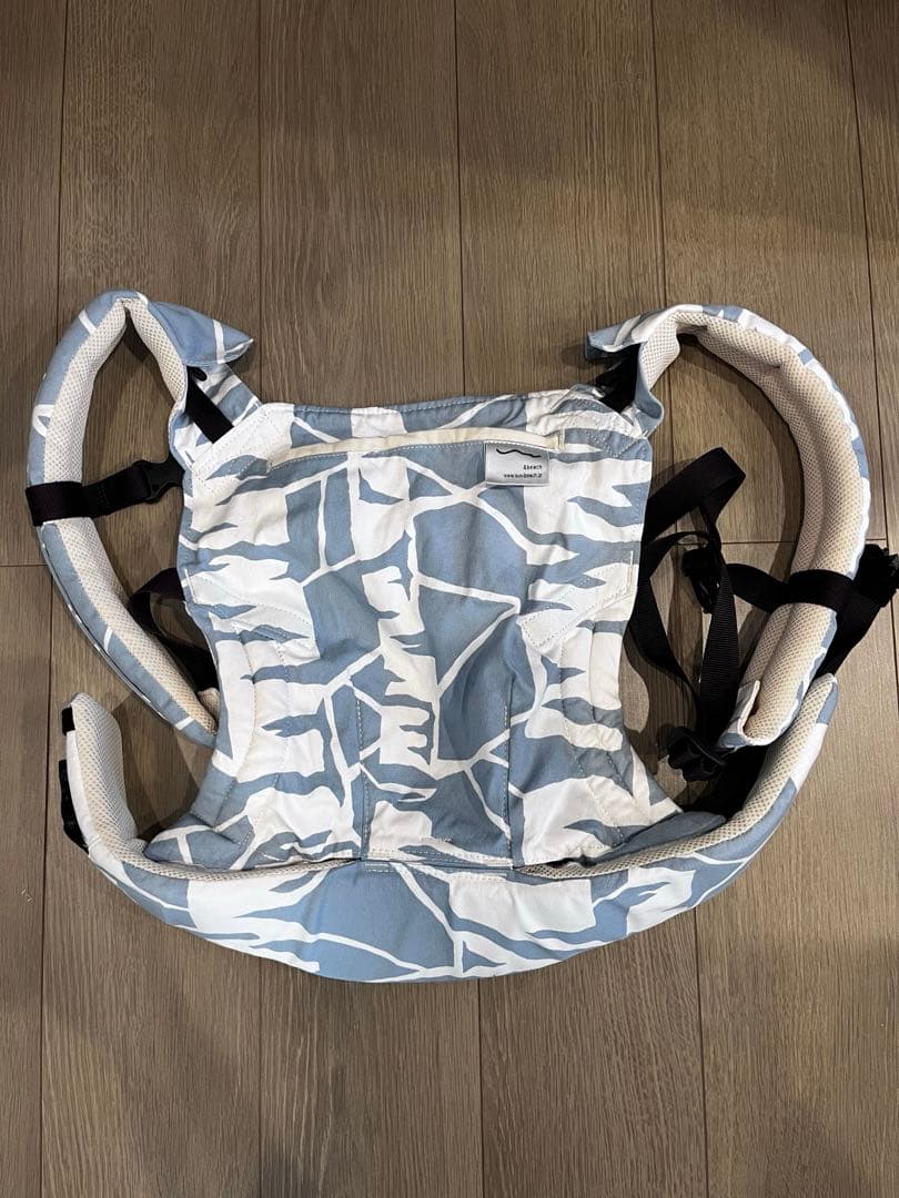 【えり‼️】極美品　Sun and beach 抱っこ紐・おんぶ紐