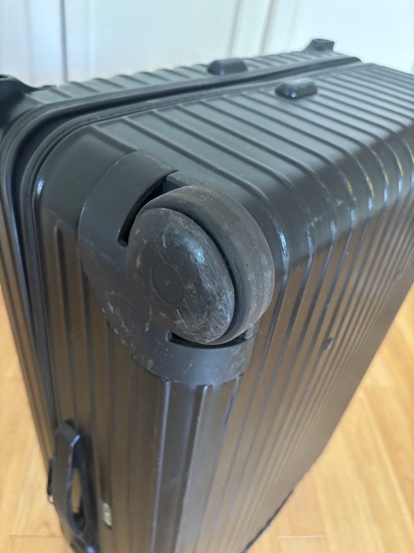 RIMOWA リモワ サルサエアー 2輪 ブラックキャリーケース