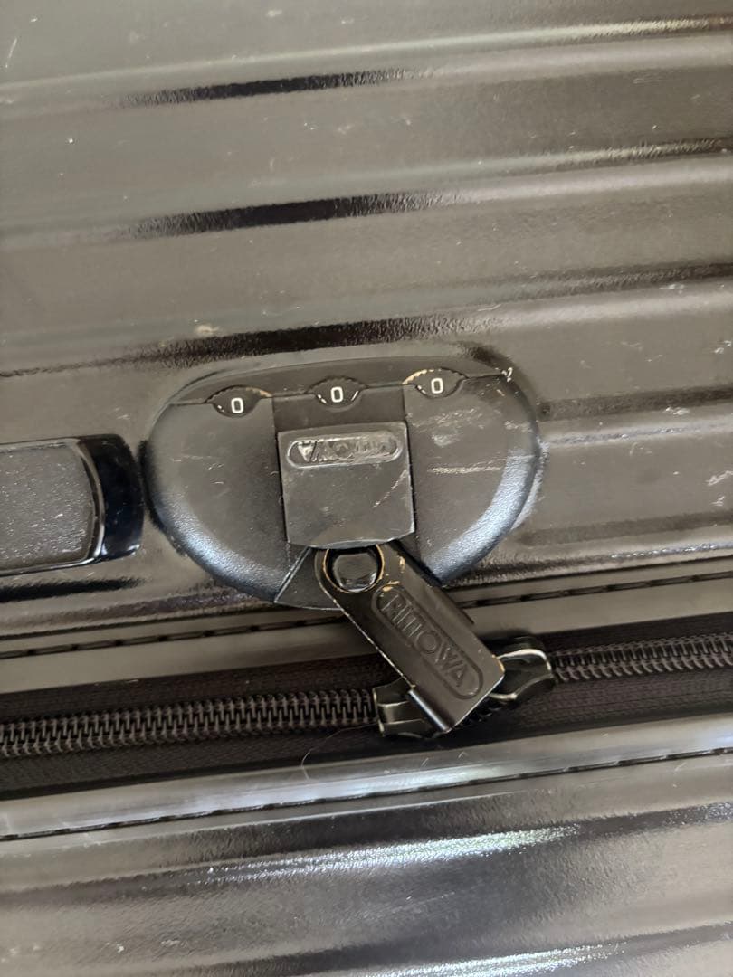 RIMOWA リモワ サルサエアー 2輪 ブラックキャリーケース