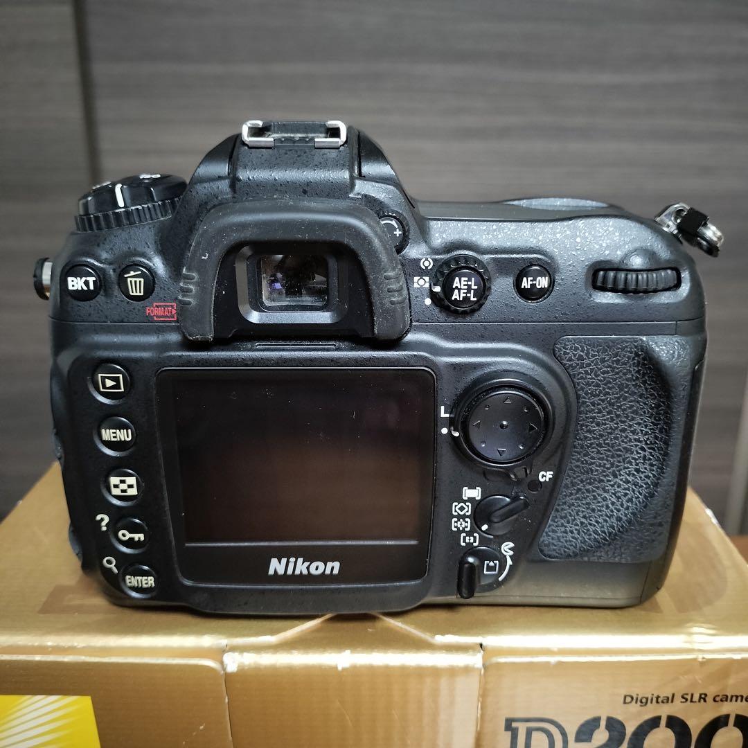 Nikon D200 ボディ　CCDセンサー 名機　ショット数 約13,000回