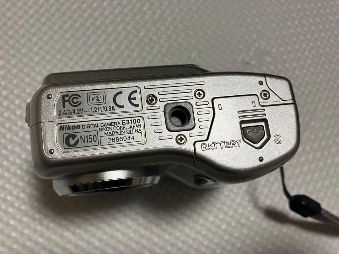 Nikon COOLPIX 3100 デジタルカメラ