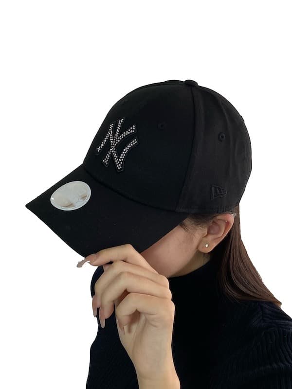 新品☆ベロアxラインストーン☆ニューエラ キャップ NEW ERA 9FORTY