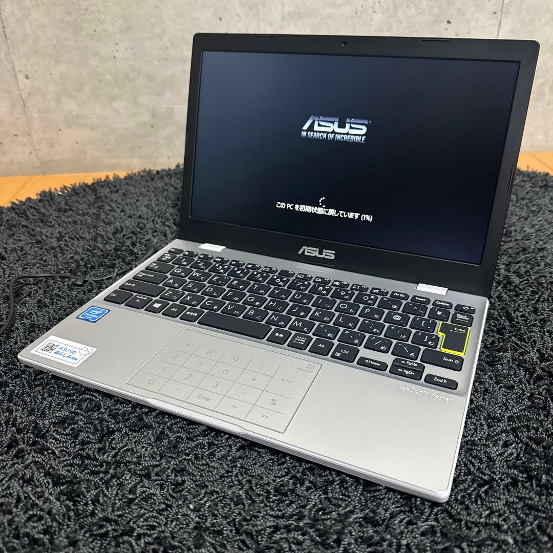 ASUS ノートパソコン E210MA-GJ003W ノートPC