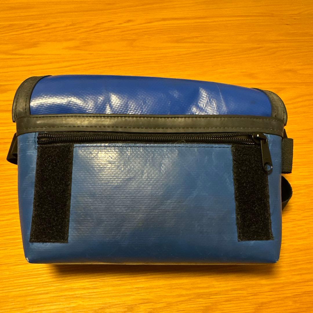 FREITAG メッセンジャーバッグ 青/白