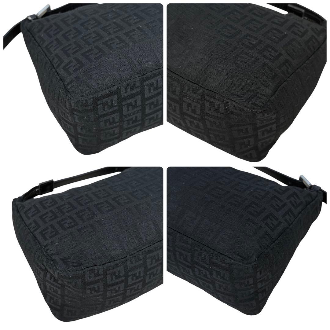 【美品】FENDI フェンディ バニティ アクセサリーポーチ ズッカ柄 ブラック