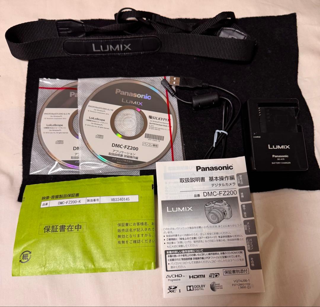 Panasonic FZ200 コンパクトデジタルカメラ