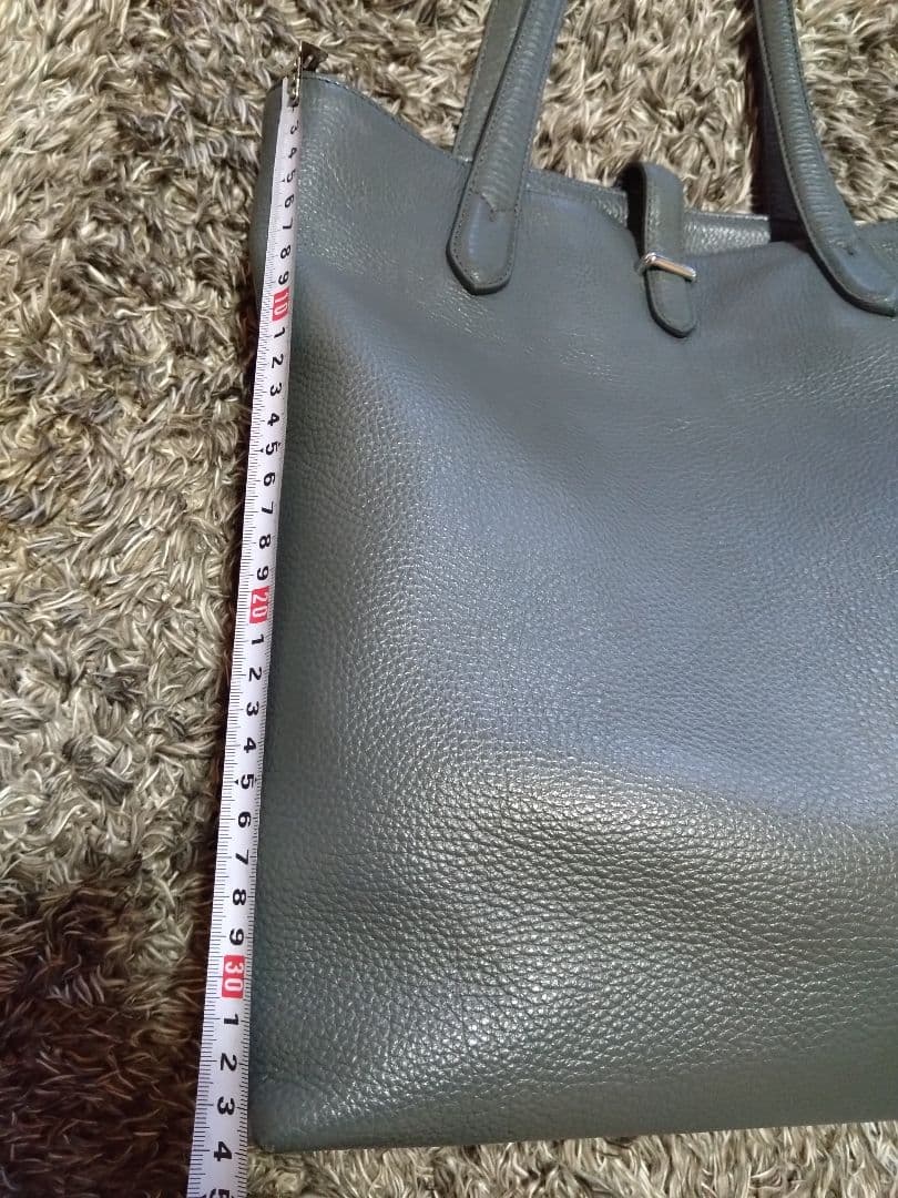 ペッレモルビダトートバックグレー