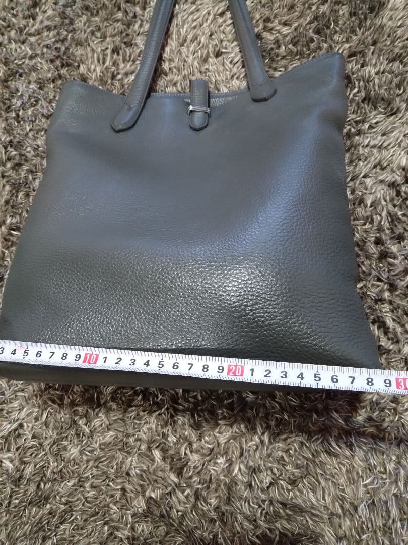 ペッレモルビダトートバックグレー