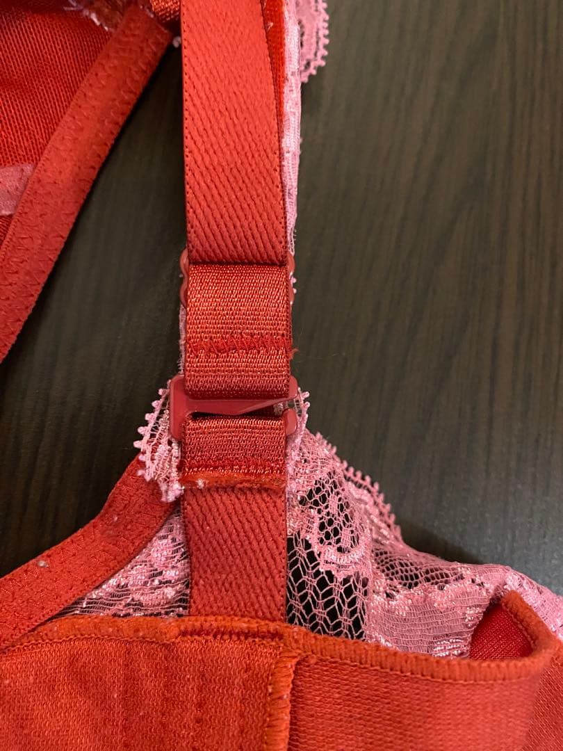 グラントイーワンズ ニッパービスチェ 赤 Ｆ７５