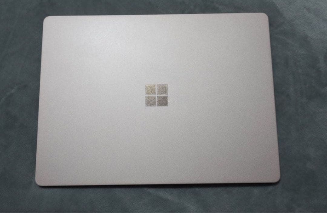 む*む様 Microsoft Surface Laptop Go 256ギガ