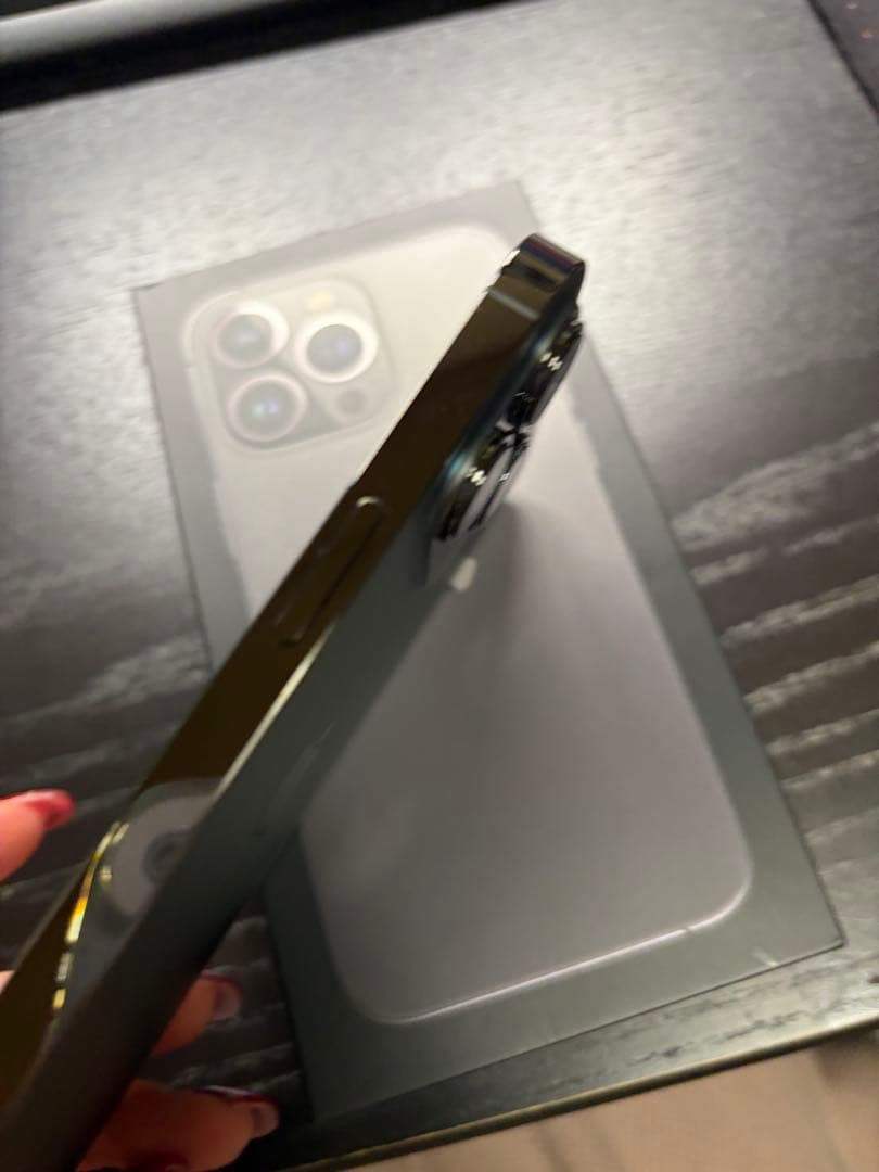 美品 iPhone13 pro SIMフリー 256GB バッテリー86 本体