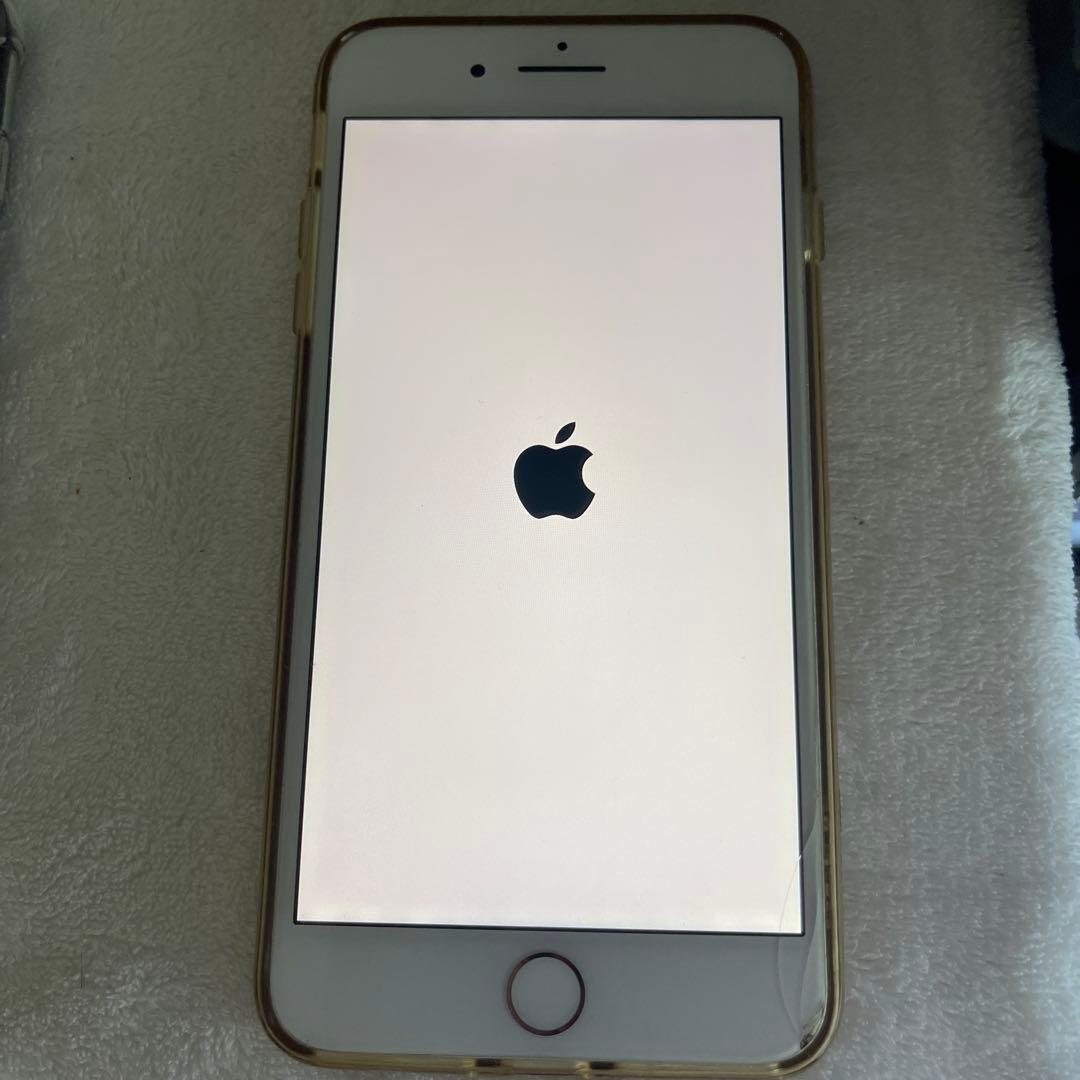 iPhone8Plus ゴールド64GB 本体　画面右下割れあり