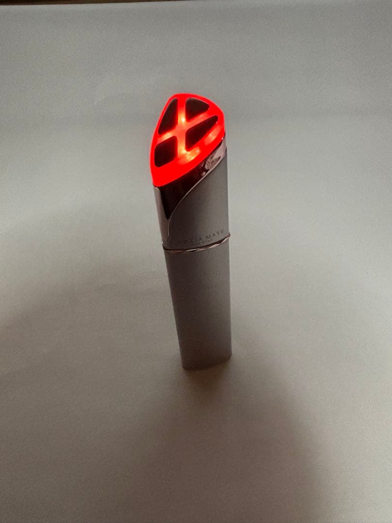 AXXZIA アクシージア メイトフォー アイズ 美顔器