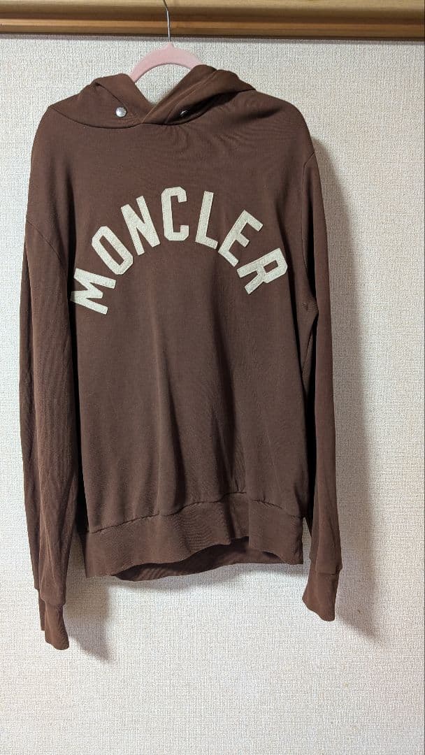 MONCLER ブラウン パーカー