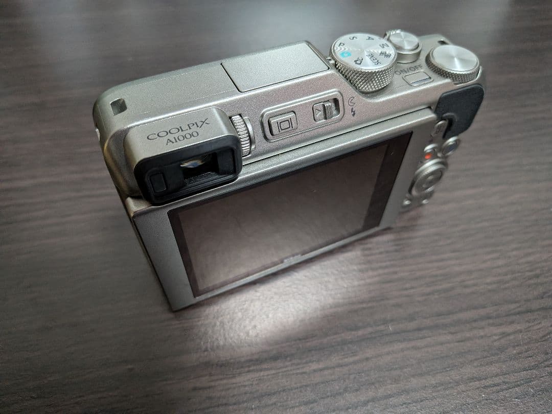 Nikon COOLPIX A1000 シルバー ニコン デジカメ 美品