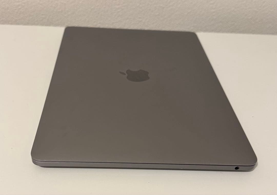 美品 Macbook Pro 2020 13インチ M1 Office付ける