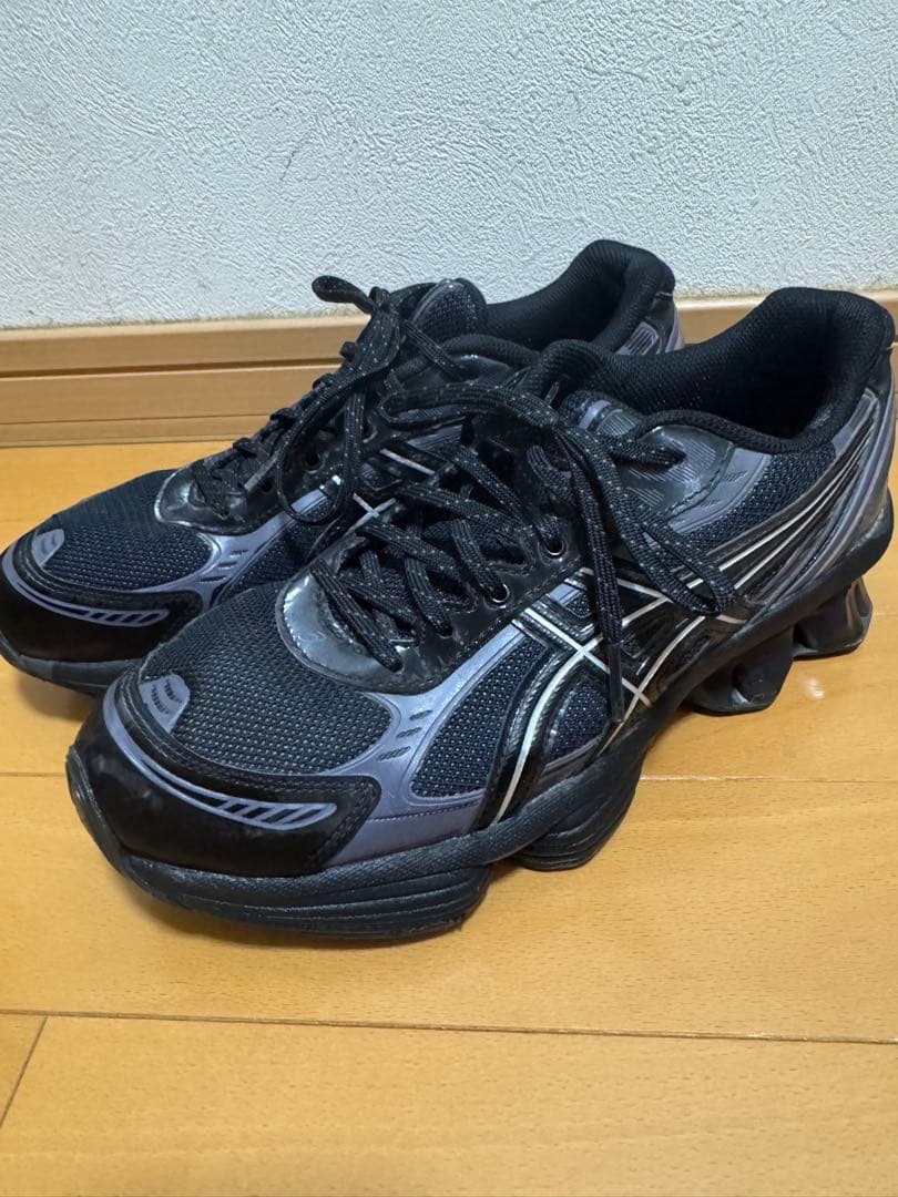 【最終値下げ】Asics Gel-Kinetic Fluent \"Black\"