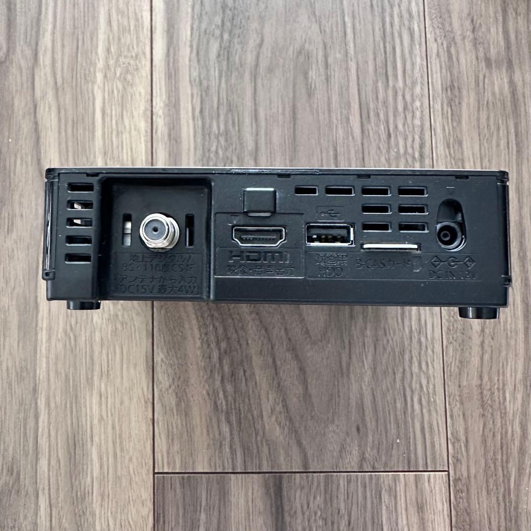 ubon_　防水ポータブルテレビ「プライベート・ビエラ」UN-15L11D