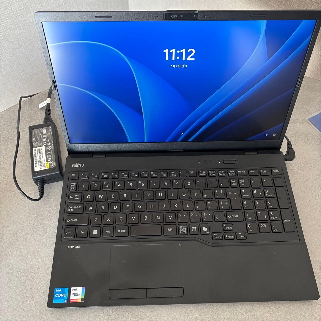FujitsuFMVLITE 15.6インチ ノートPC