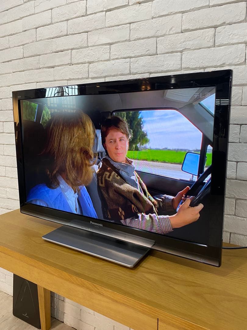 【東京都23区配送無料】パナソニック　テレビ　TH-L32X3-K 2011年