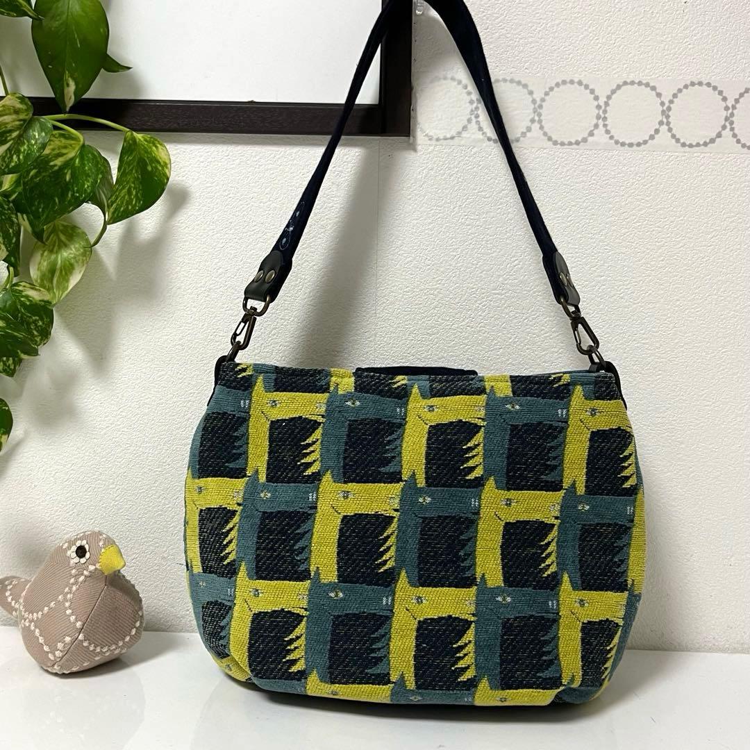 ミナペルホネン　ハンドメイドバッグ　楕円底タック入りショルダーバッグ