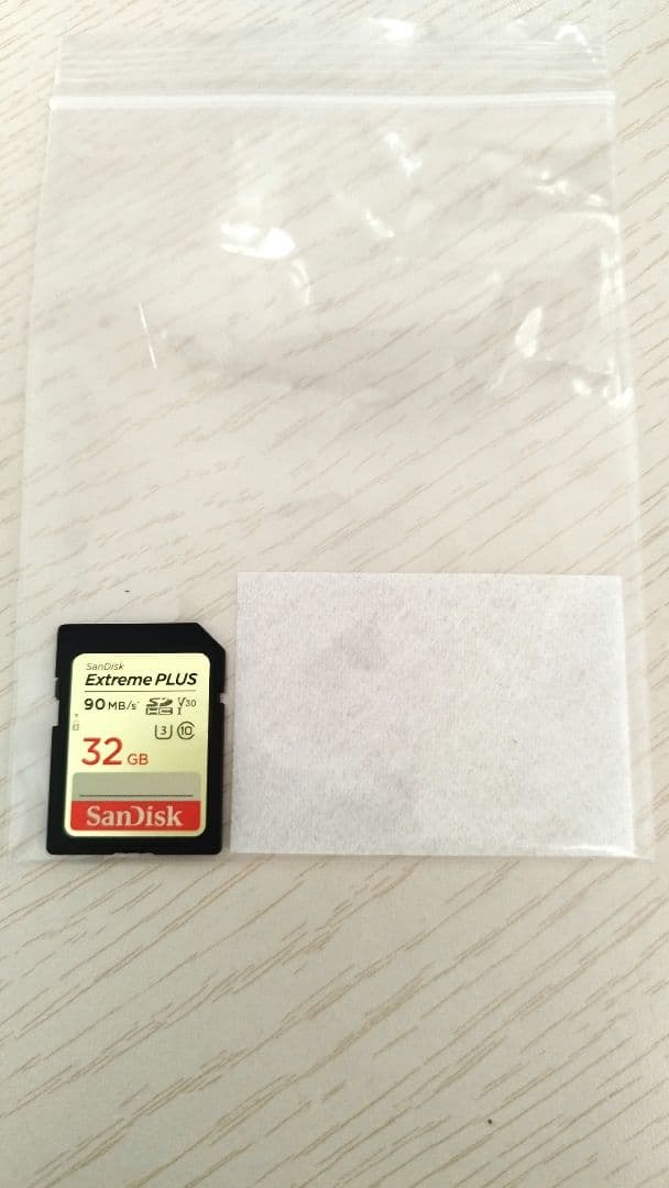 Canon EOS M100 ミラーレス一眼カメラ 箱あり 美品 Wi-Fi対応