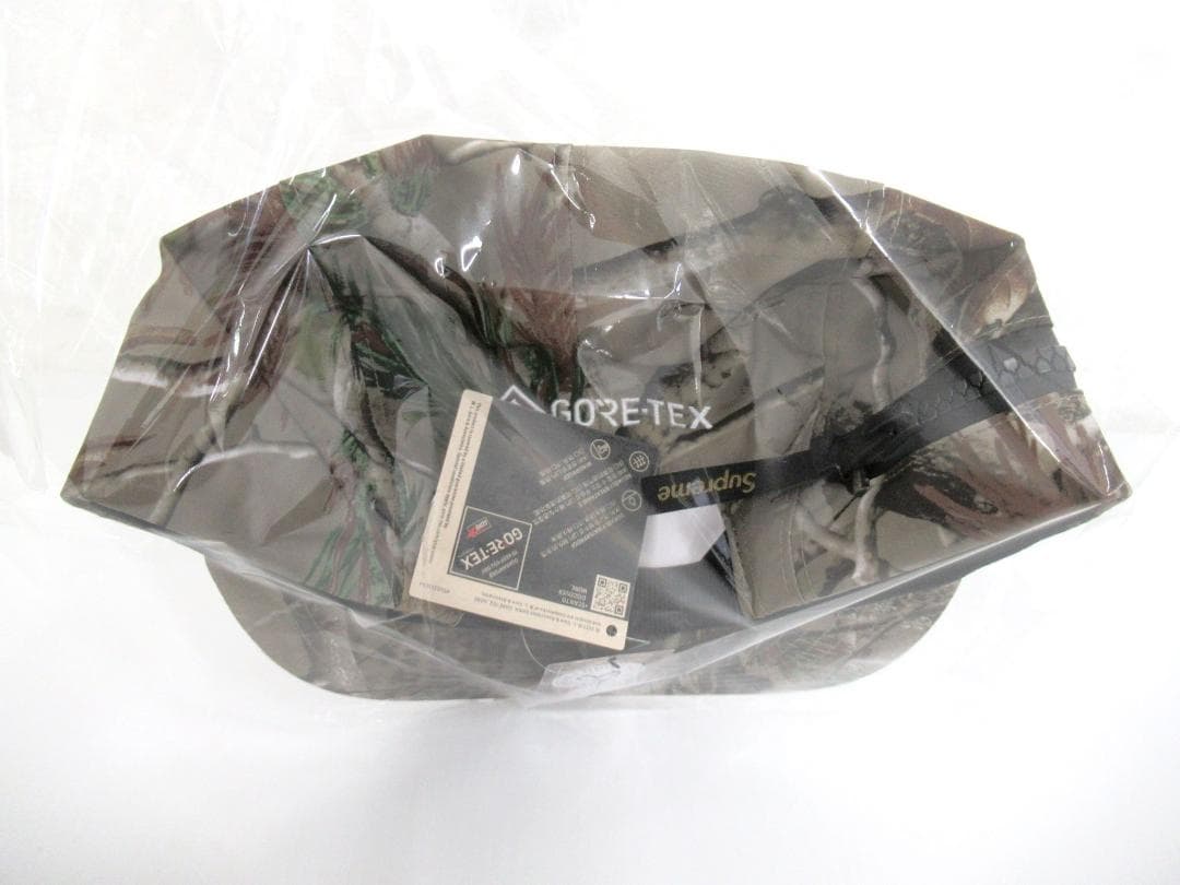 【Supreme】GORE-TEX Zip Pocket Camp Cap