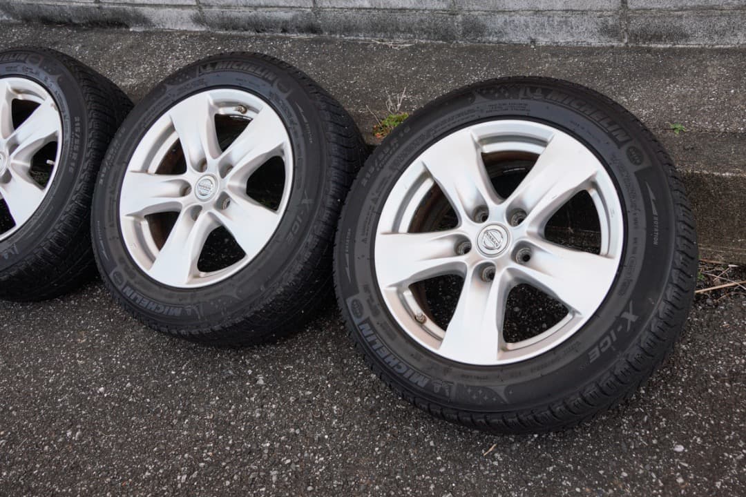 日産 エルグランド E52 スタッドレス 215/55R16 純正アルミ４本