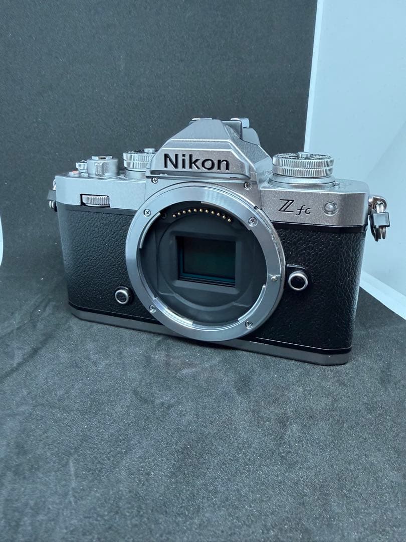 チ*プ様 【美品】 ニコン NIKON Z fc 28mm【シャッター回数245