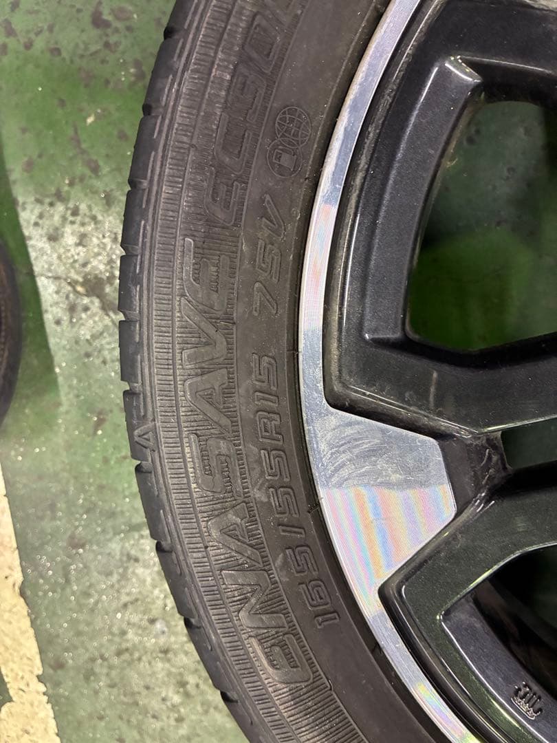 ど*ん様 ウェイク　純正アルミホイール