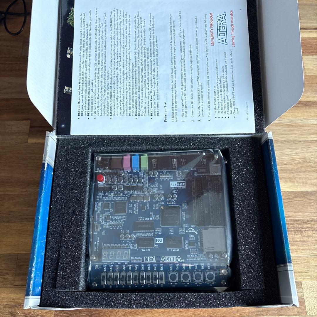 ALTERA DE1 開発ボード 未開封