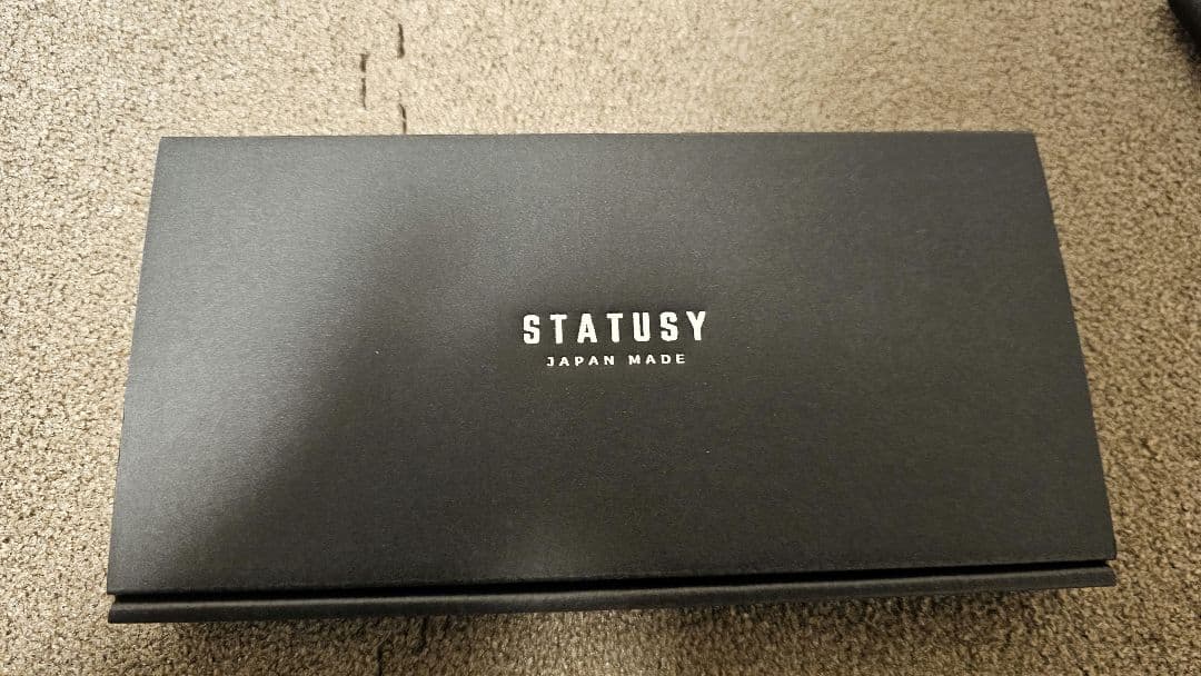STATUSY 右利き用　 il modo イルモード 極小財布