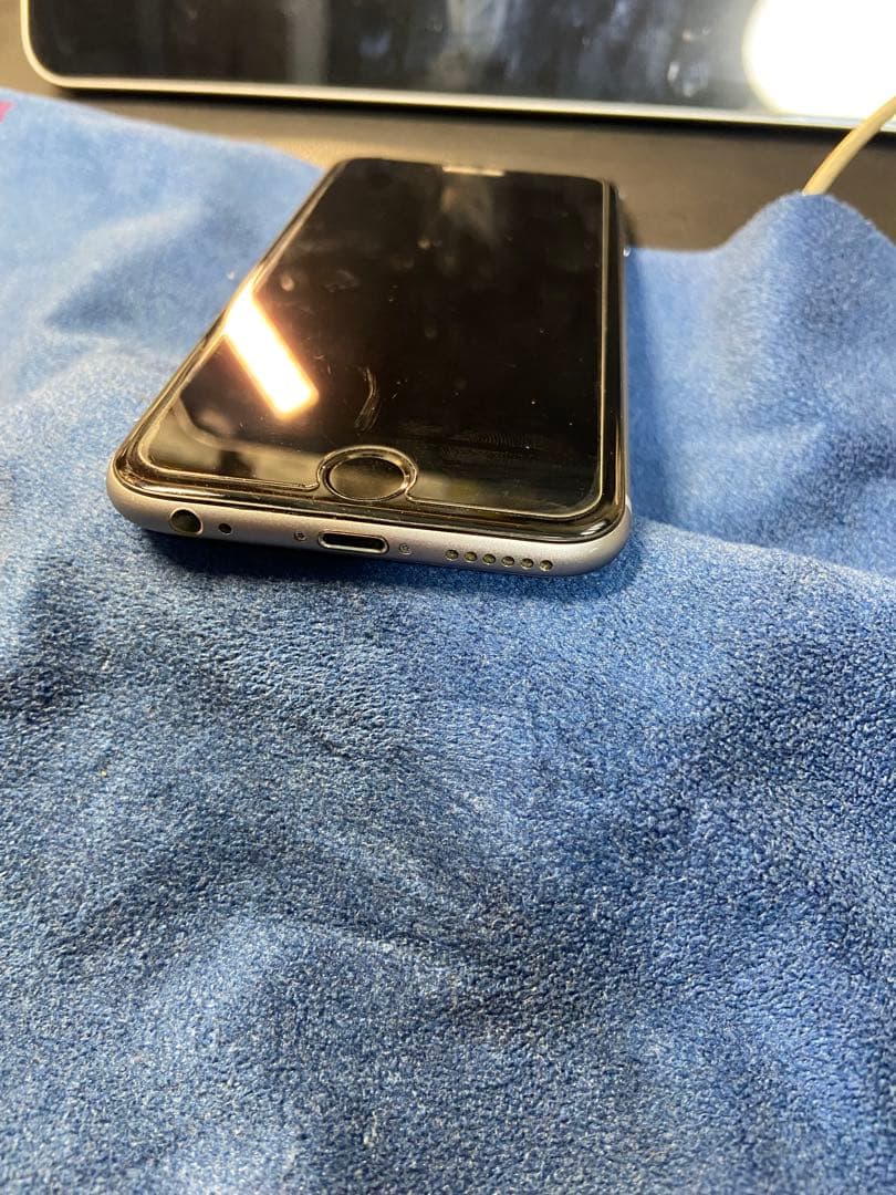 iPhone 6s 本体 バッテリー100%