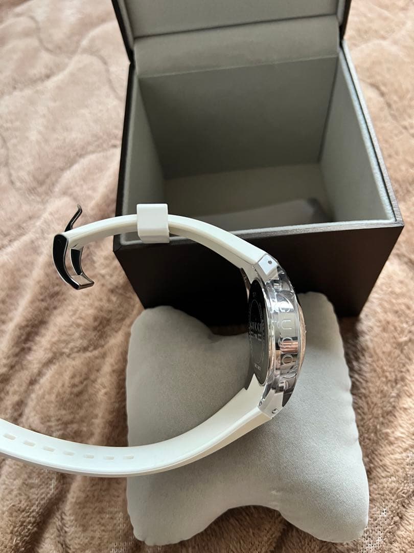 GUCCI ホワイト 時計