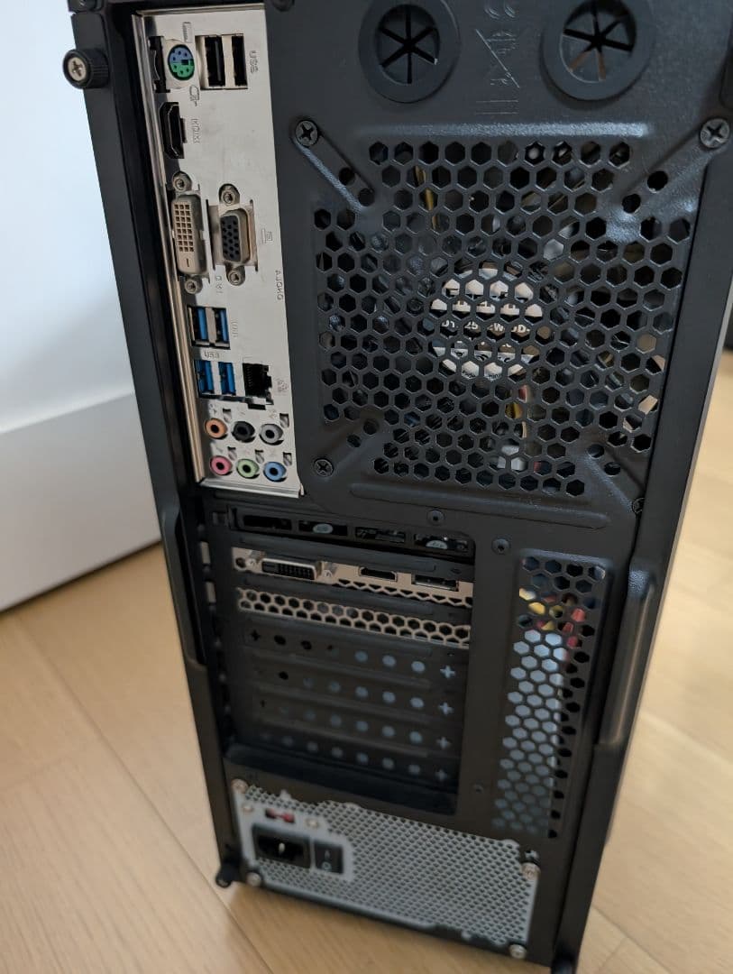 ライトゲーミングパソコン デスクトップパソコン PC