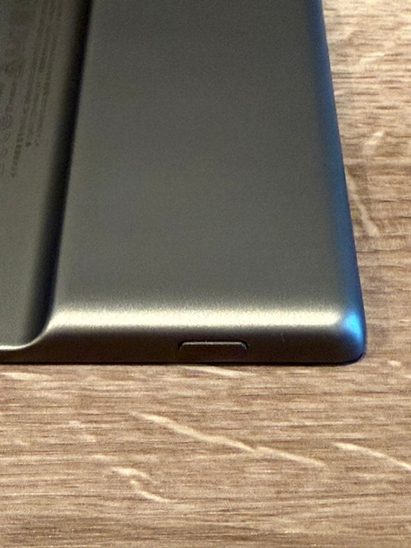 Amazon Kindle Oasis (第10世代) 本体+無印のケース付き！