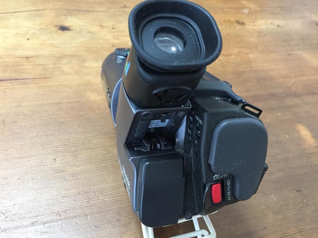 美品　撮影再生ダビングOK　SONY　CCD-TR3　付属品あり　Hi8