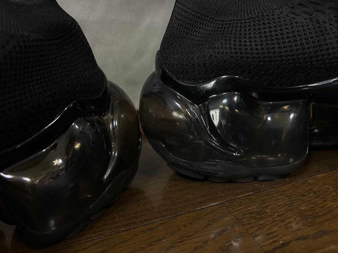 靴 grounds MOOPIE INVERT