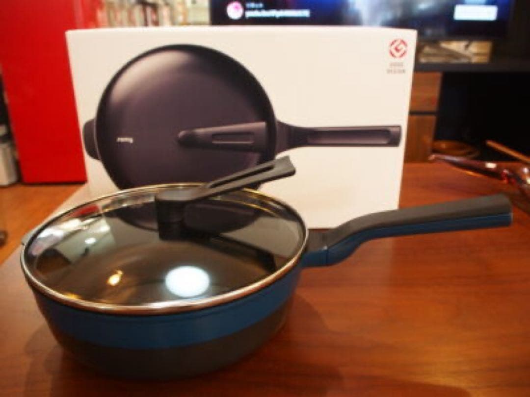 レミパンプラス　ネイビー　新品