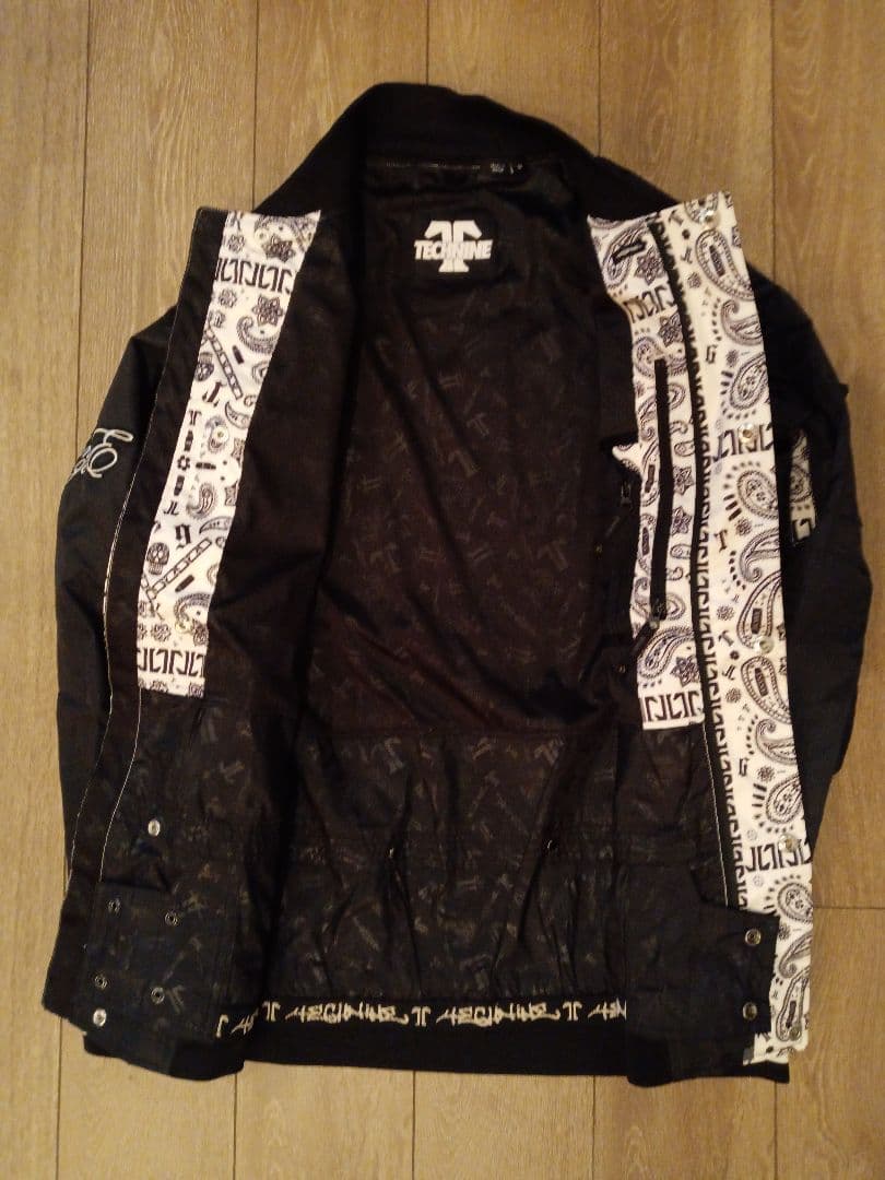 最終 TECHNINE バンダナ柄 スタジャン 激シブ スノーボードウェア S