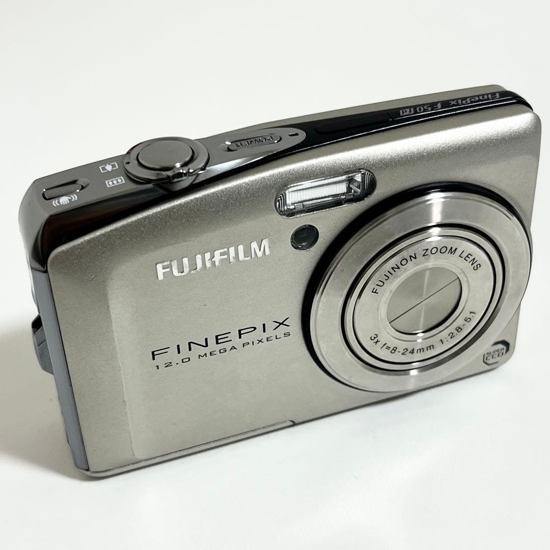 デジタルカメラ FUJIFILM finepix F50fd
