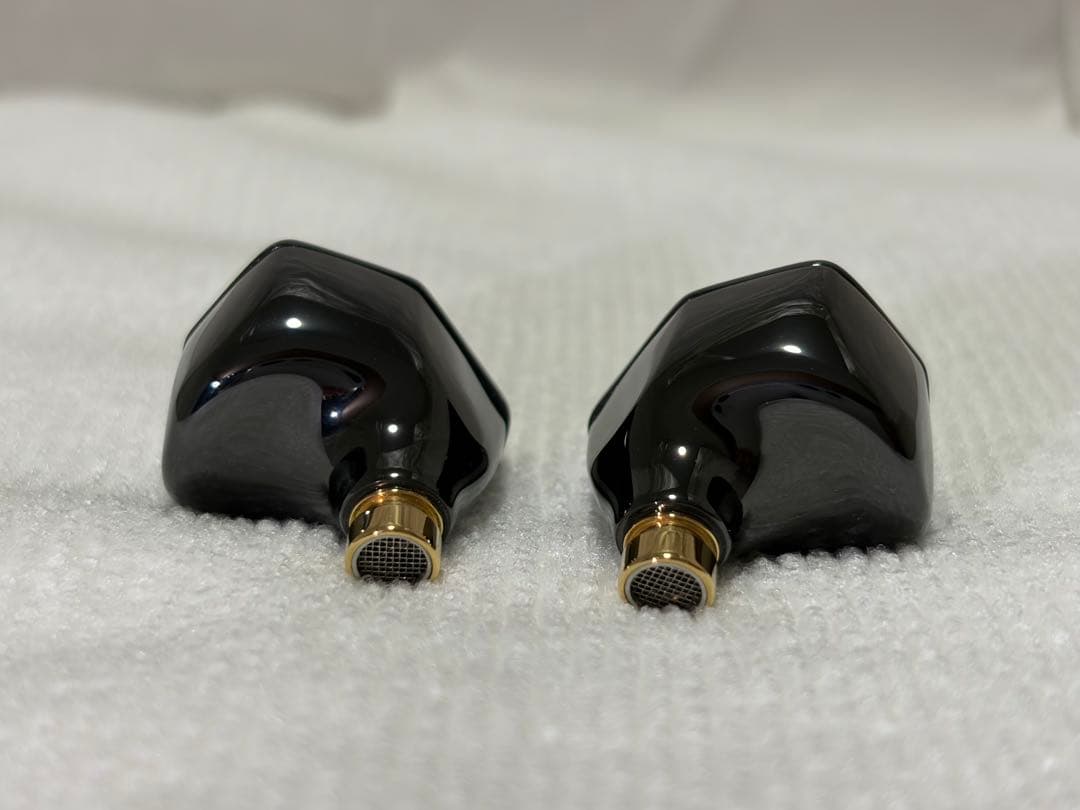 イヤホン Unique Melody Mest Jet Black