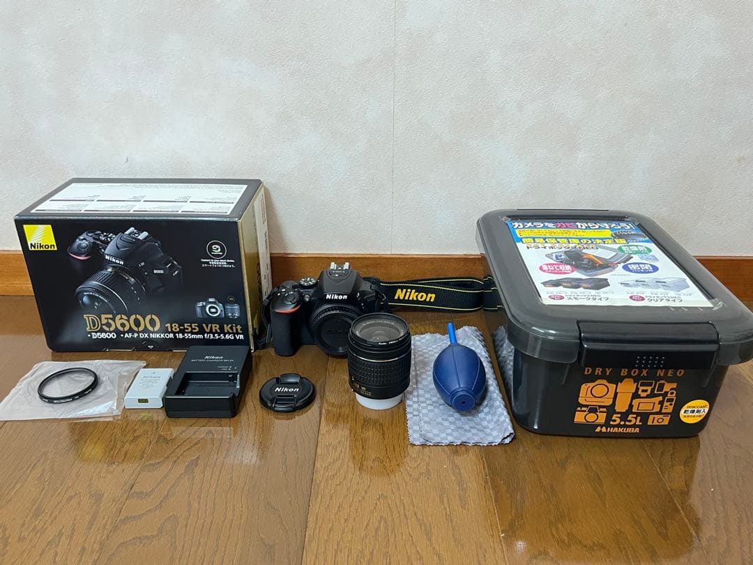 Nikon D5600 デジタル一眼レフカメラ 18-55mmレンズ付き