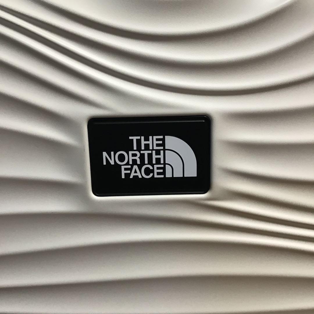 THE NORTH FACE 24インチ キャリーケース アイボリー　美品